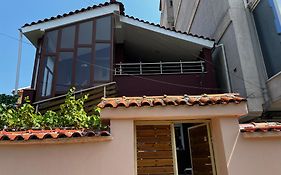 Retreat In The Centre Of Korce